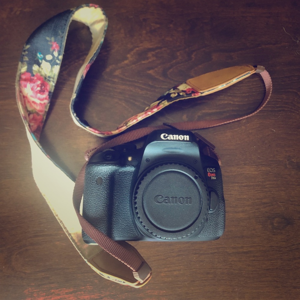 Canon t6i bundle